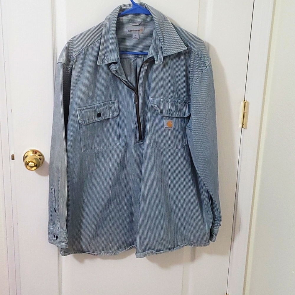 Men's Carhartt shirt